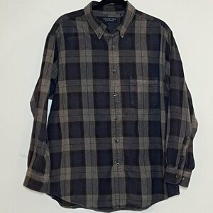 Roundtree & Yorke Men's XXL Flannel Shirt - Blue